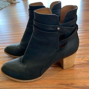 Coclico ankle boots for this winter!